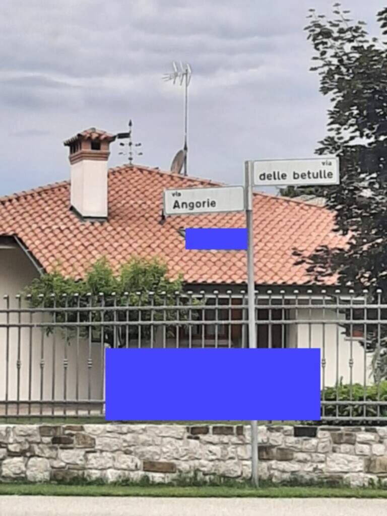 PARCHEGGIO DISABILI PUBBLICO