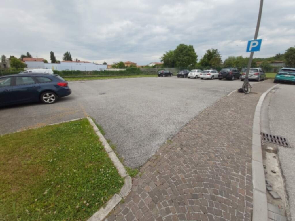 AREA PARCHEGGI Via Stazione