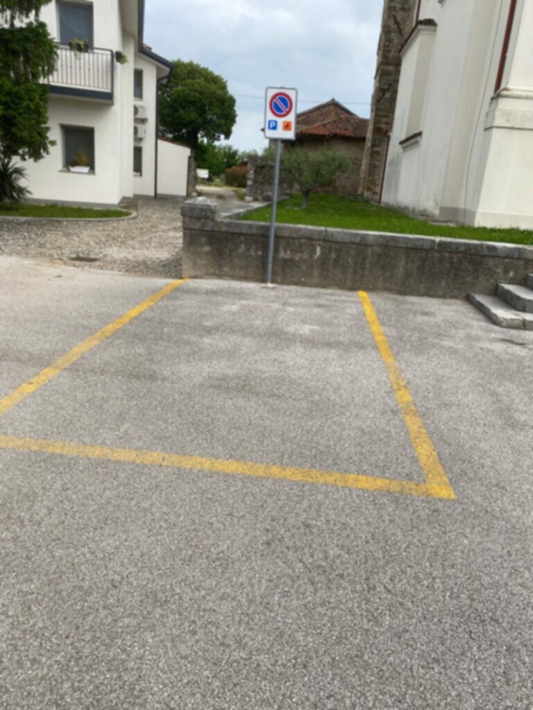 PARCHEGGIO DISABILI PUBBLICO Davanti alla chiesa in via Roma di fronte al n. civico63,Bicinicco
