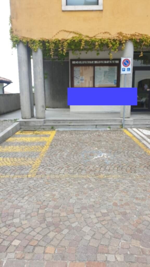 PARCHEGGIO DISABILI PUBBLICO