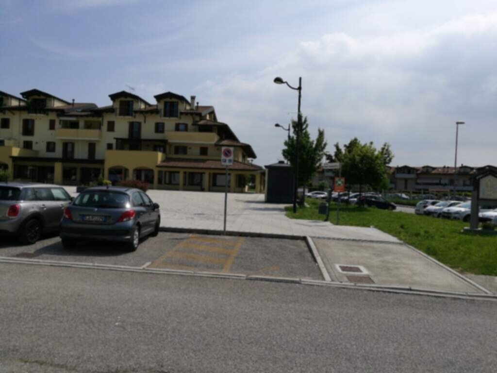 PARCHEGGIO DISABILI PUBBLICO in Via braida di Ros (piazza)