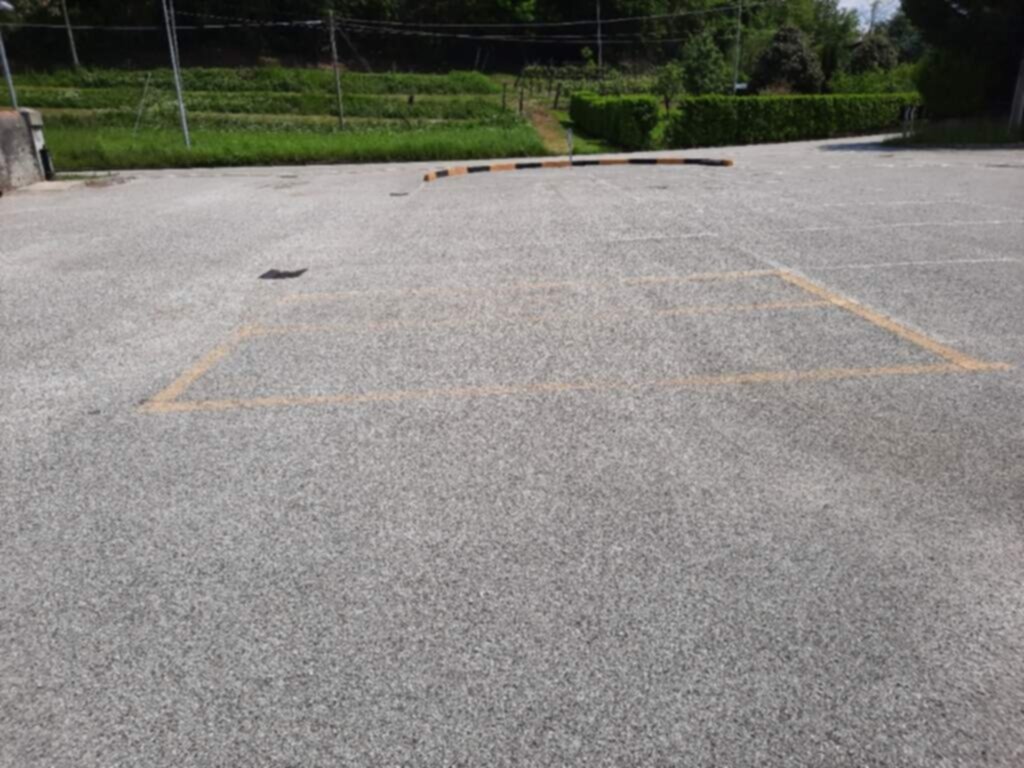 PARCHEGGIO DISABILI PUBBLICO