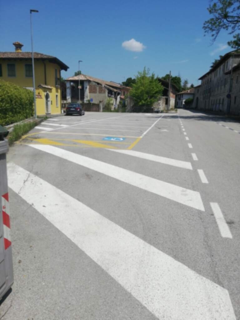 PARCHEGGIO DISABILI Pubblico muscoli, via s. Zenone