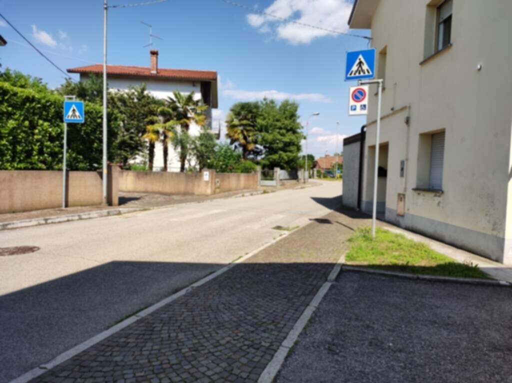 PARCHEGGIO DISABILI PUBBLICO