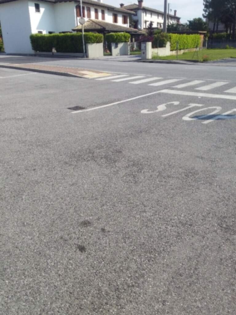 PARCHEGGIO DISABILI PUBBLICO
